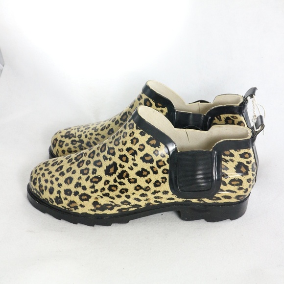 New LEOPARD PRINT Rubber Ankle Rain Boots Sz 9-10 - Picture 5 of 7